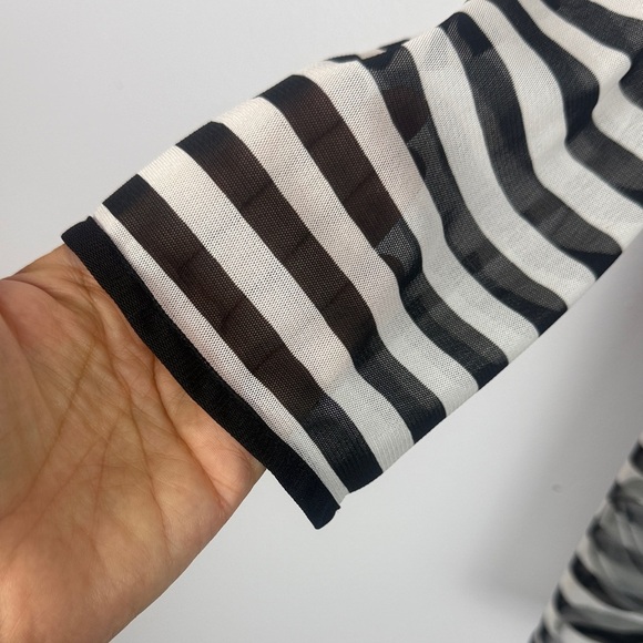 Joseph Ribkoff Floral Detailed Black and White Sheer Striped Cardigan Size 12 - Picture 5 of 10